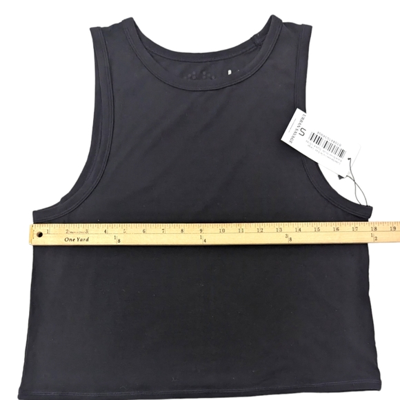 Urban Savage Studded Crop Tee Tank Top NEW Womens Large Black Workout Athletic - Picture 12 of 13